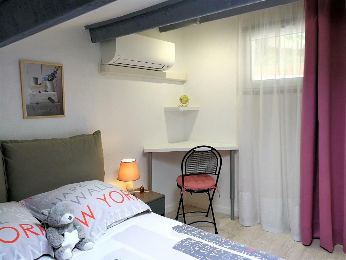 Petite Maison Dans Le Parc National Des Calanques Alojamento de Acomodação e Pequeno-almoço